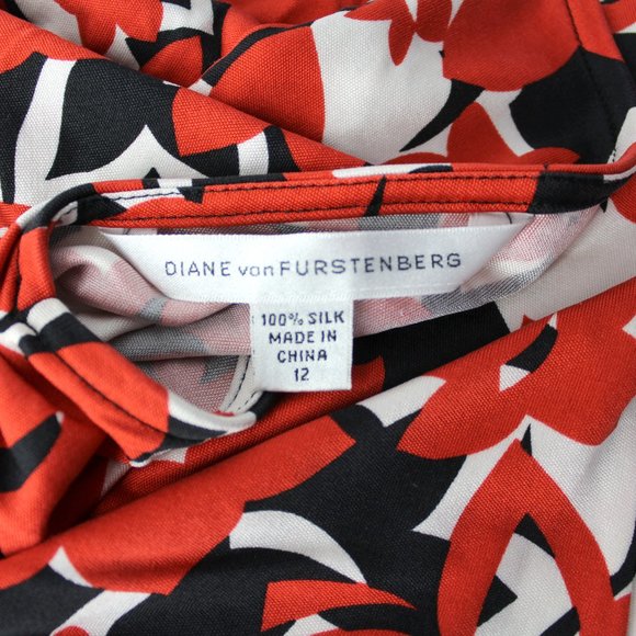 Diane Von Furstenberg DVF Silk knit drape front low back halter top sz 12 floral - Picture 8 of 10